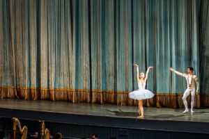 Đi xem opera khi Du Lịch Nga: Trải nghiệm nghệ thuật đỉnh cao